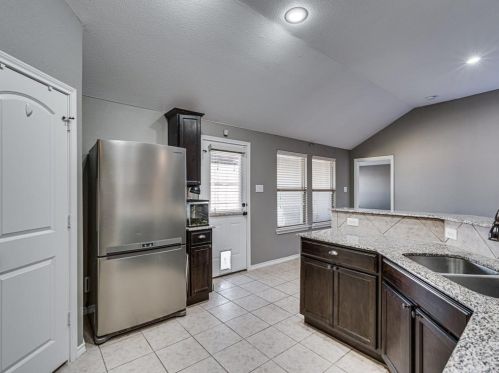 4520 Rockmill Trl, Fort Worth TX  76179-5091 exterior