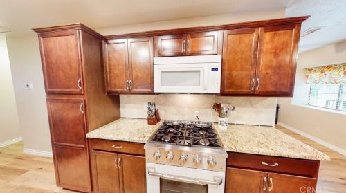 17921 Cole Ave, Riverside CA  92508-9728 exterior