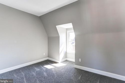 30 Race Ave, Lancaster, PA 17603-3133