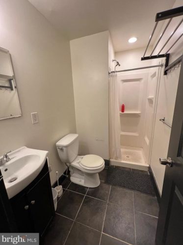 2036 19 St, Philadelphia PA 19121-4120 exterior