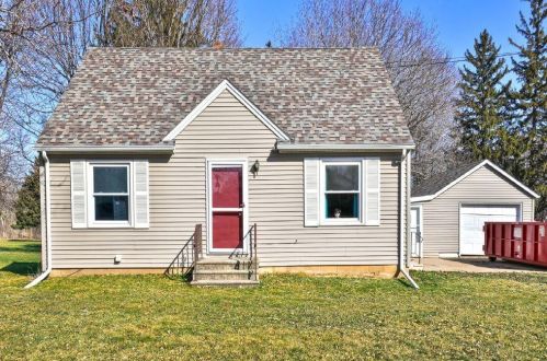 215 Lowell St, Le Roy, MN 55951-6755