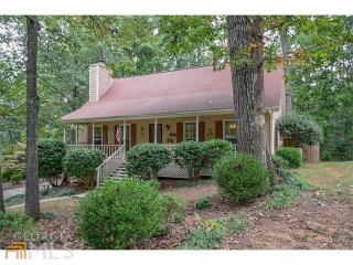 2128 Winding Creek Ln, Marietta, GA 30064-2835