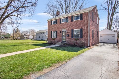 518 Mckee St, Batavia, IL 60510-1861