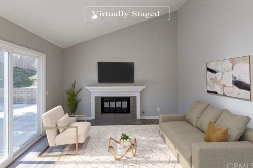 11286 Heathcliff Dr, Riverside, CA 92505-2258
