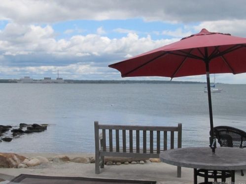 2 Brightwater Rd, Niantic CT  06357-3802 exterior