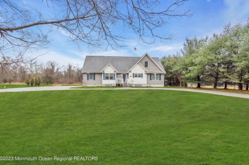 191 Denton Ln, Jackson Twp, NJ 08527-5114