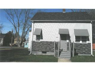 222 Van Buren St, Warwick, RI 02888-2722