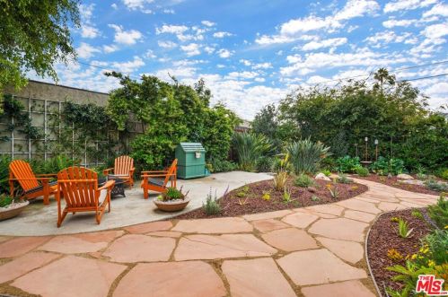 1109 Cedar St, Glendale CA  91207-1728 exterior