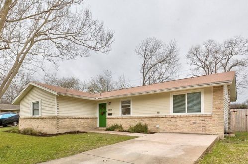 8804 Brookfield Dr, Austin, TX 78758-7206