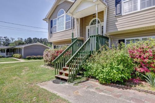 6208 Britt Rd, Mableton, GA 30126-4912