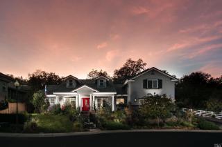 2072 Zinfandel Ct, Vacaville, CA 95688-2829