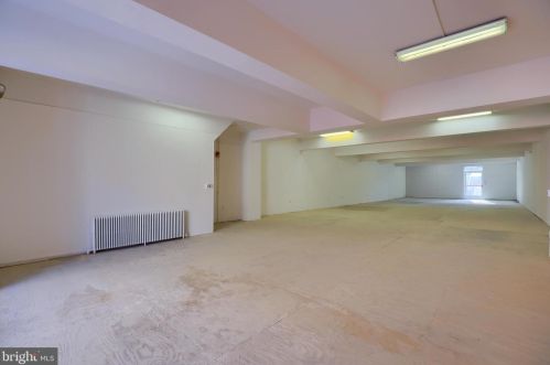 28 Vine St, Lancaster PA  17603-3943 exterior