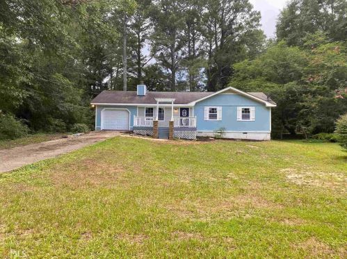 1765 Stag Dr, Conyers GA  30012-3642 exterior