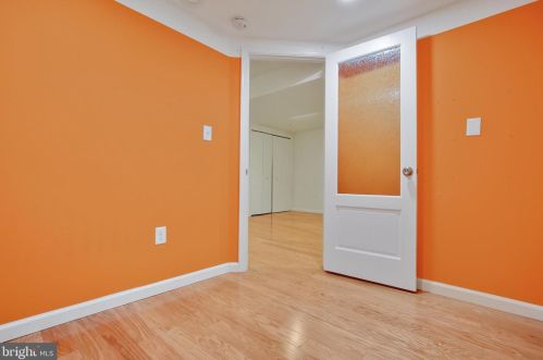 1611 Noyes Dr, Silver Spring MD 20910-2224 exterior