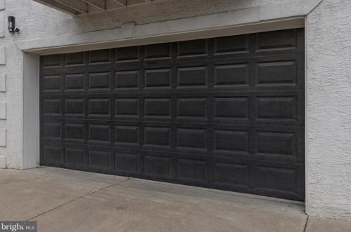 417 Front St, Philadelphia PA  19147-0017 exterior