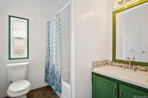 9057 Madeleine St, Denver CO  80260-5187 exterior