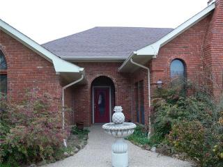 1549 Aylesbury Ln, Plano TX  75075-2728 exterior