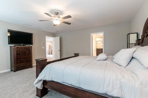 105 Greenbrier Way, Holly Springs GA  30114-5743 exterior