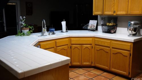 5580 Via Escalante, Riverside CA  92509-5562 exterior