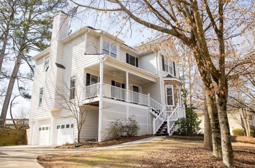 1008 Smithwyck Dr, Holly Springs, GA 30115-6386