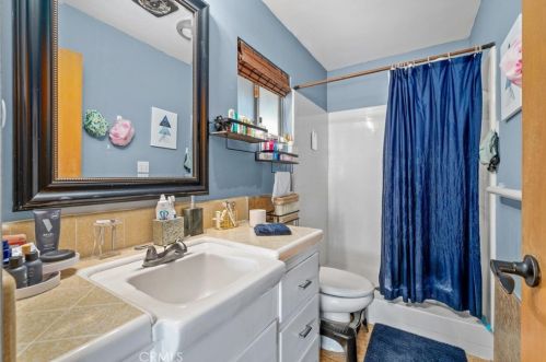 5065 Carlingford Ave, Riverside CA  92504-1737 exterior