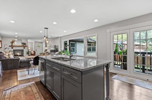 1502 Fama Dr, Atlanta GA  30329-3309 exterior
