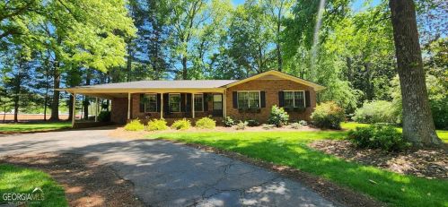 650 Dogwood Trl, Commerce, GA 30529-3046