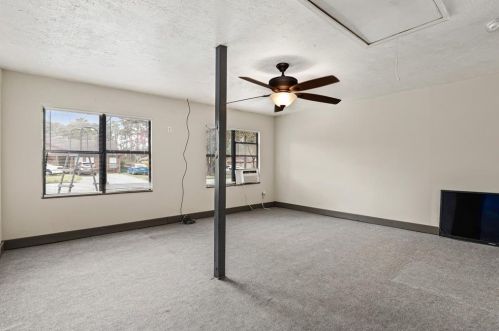 1611 Cantrell, Conroe TX  77301-4008 exterior