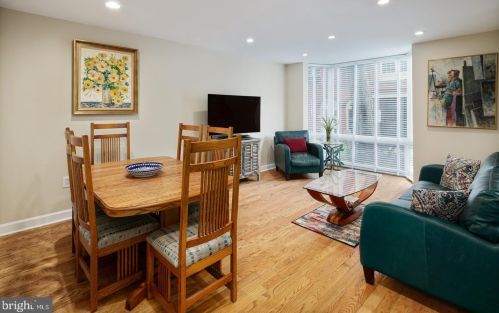 2025 Chancellor St, Philadelphia PA  19103-5604 exterior