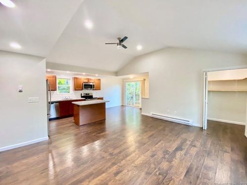36 French St, Torrington CT  06790-6211 exterior