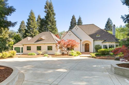 2249 La Quinta St, Chico, CA 95928-9156