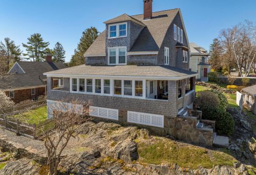 86 Loveitts Field Rd, Portland, ME 04106-5138