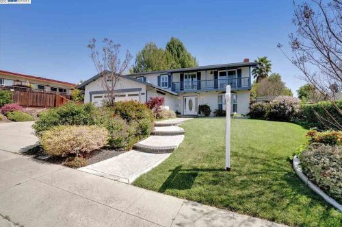 775 Wimbledon Ln, Livermore, CA 94551-1749