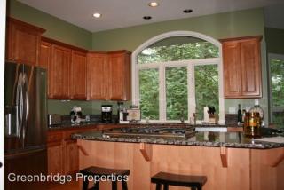 1643 Village Park Ln, West Linn OR  97034-3774 exterior