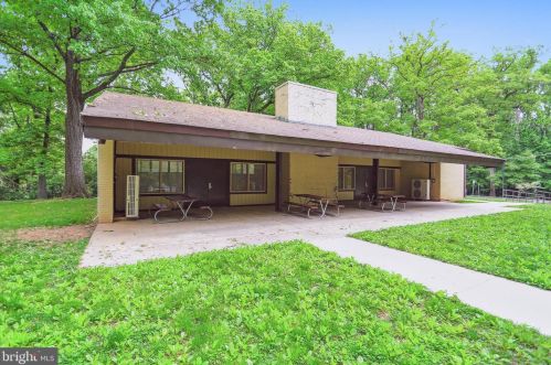 12215 Middle Rd, Silver Spring MD 20906-4639 exterior