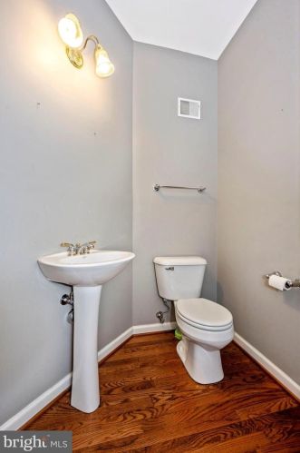 21 Bankbarn Cir, Middletown, MD 21769-7733