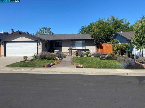 5611 San Antonio St, Pleasanton, CA 94566-7639