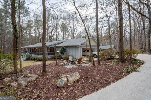 526 Hood Rd, Stockbridge, GA 30281-2817