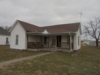 401 4th St, Ludlow, MO 64656-8104