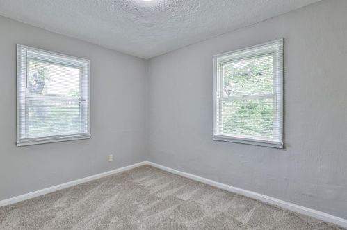 5270 Charloe St, Cincinnati OH  45227-1034 exterior