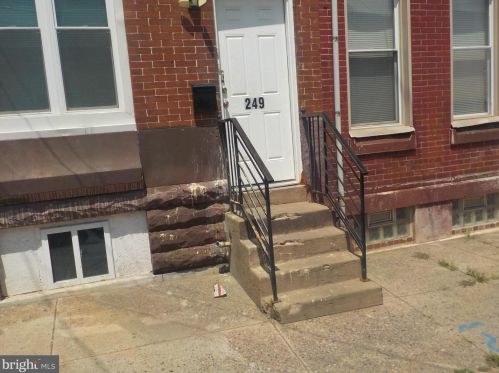 249 Cambria St, Philadelphia, PA 19134-3337