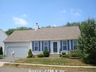 99 Eagle Holw, Middletown, CT 06457-8744