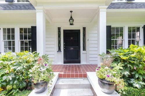 1439 Emory Rd, Atlanta GA  30306-2407 exterior