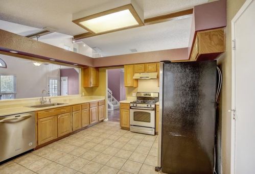 4000 Cortina Dr, Austin TX  78749-4924 exterior