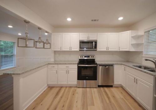223 Spring Valley Rd, Marietta, GA 30060-4923