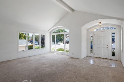 1511 3rd St, Manhattan Beach, CA 90266-6301