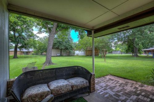 1208 Brinker St, Sulphur Springs, TX 75482-4612
