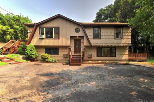 255 Edgemont Rd, Milford, CT 06460-5011