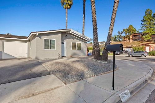 4672 Calle Del Palo, Oceanside, CA 92057-5216