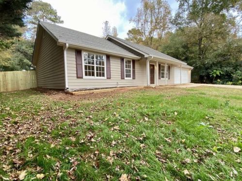 50 Thomas Trl, Porterdale, GA 30016-8985